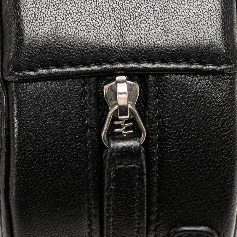 Chanel Chanel Chanel Camellia Round Mini Chain Shoulder Bag Leather Crossbody Bag in Great Condition Size ONE SIZE - 5 Thumbnail
