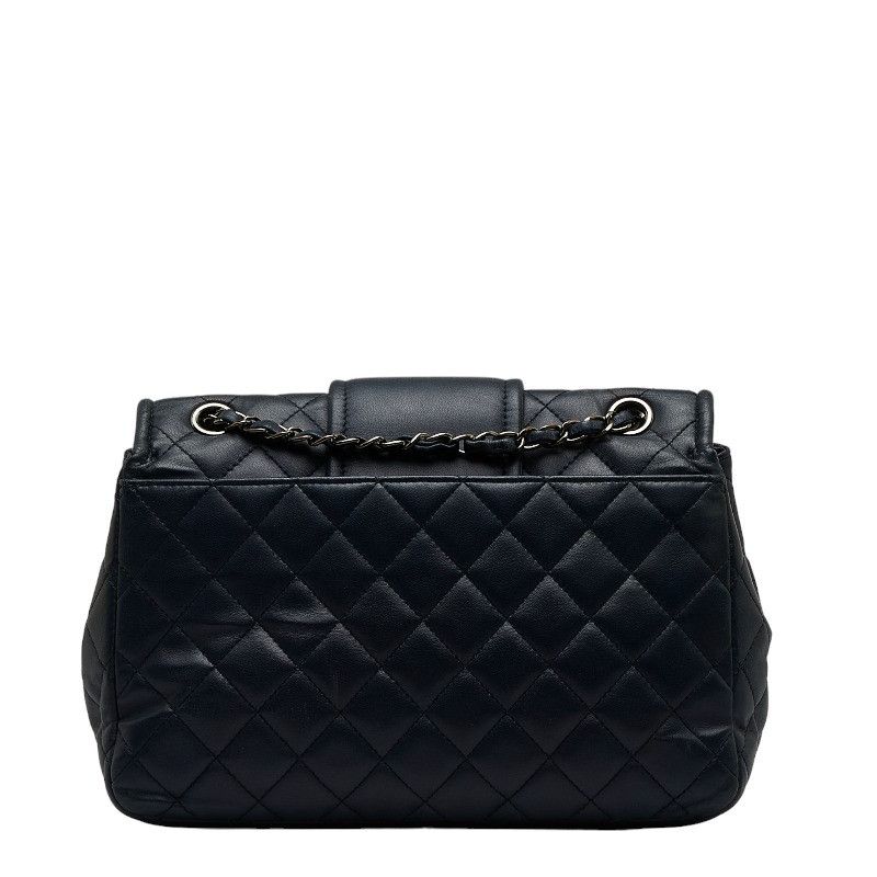 Chanel Chanel Chanel Matelasse Leather Chain Shoulder Bag Leather Crossbody Bag in Very Good Condition Size ONE SIZE - 3 Thumbnail