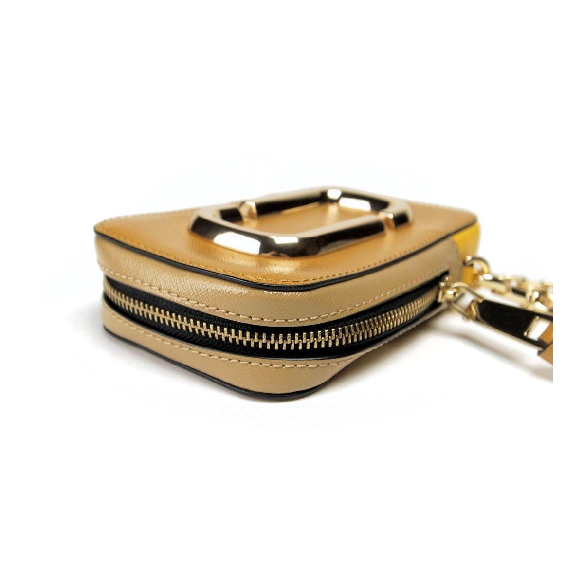 Other Other Marc Jacobs Chain Shoulder Bag for Women Canvas Crossbody Bag in Great Condition Size ONE SIZE - 4 Thumbnail
