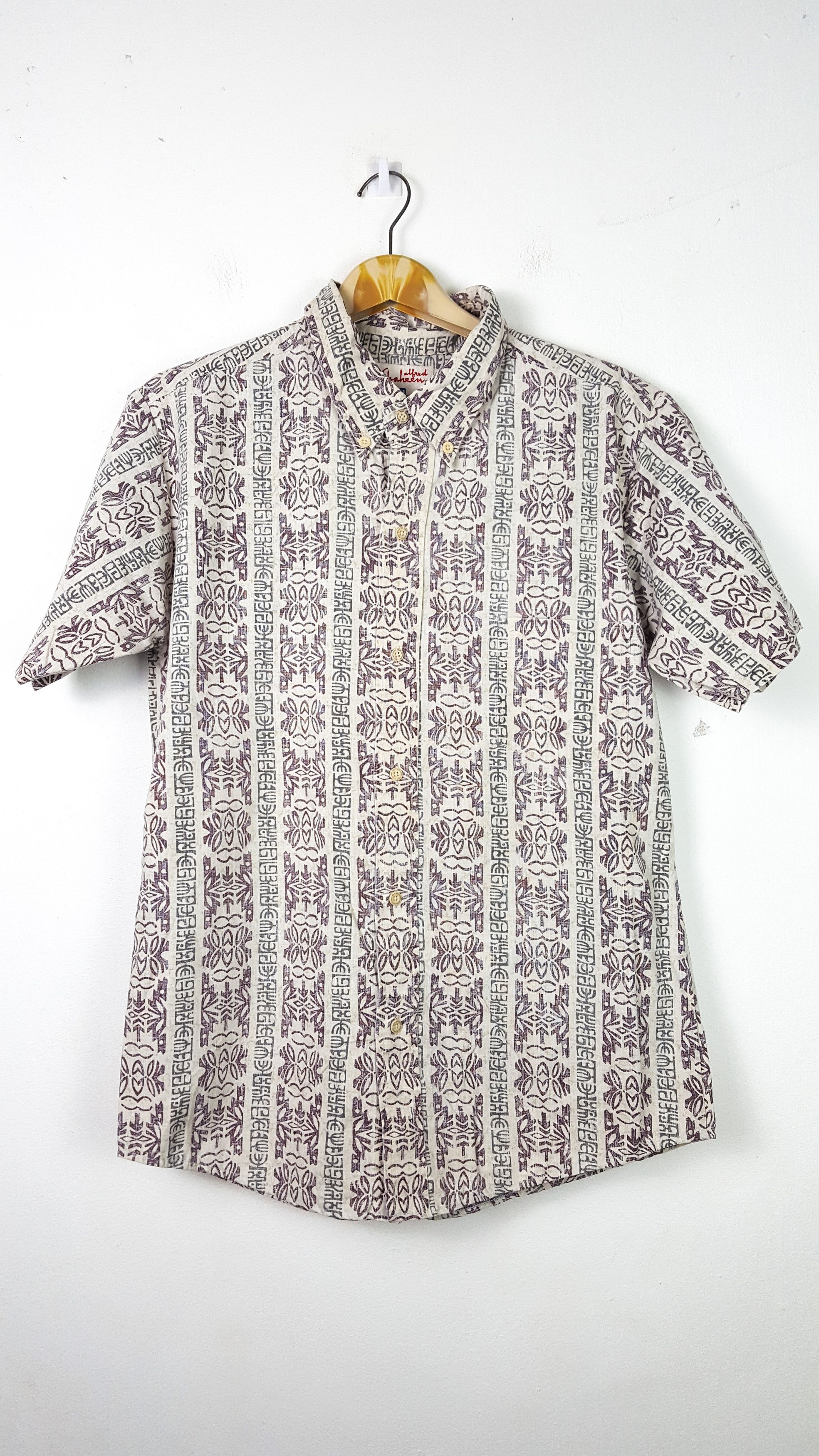 Chemise hawaïenne rouge fleurie-Karmakula