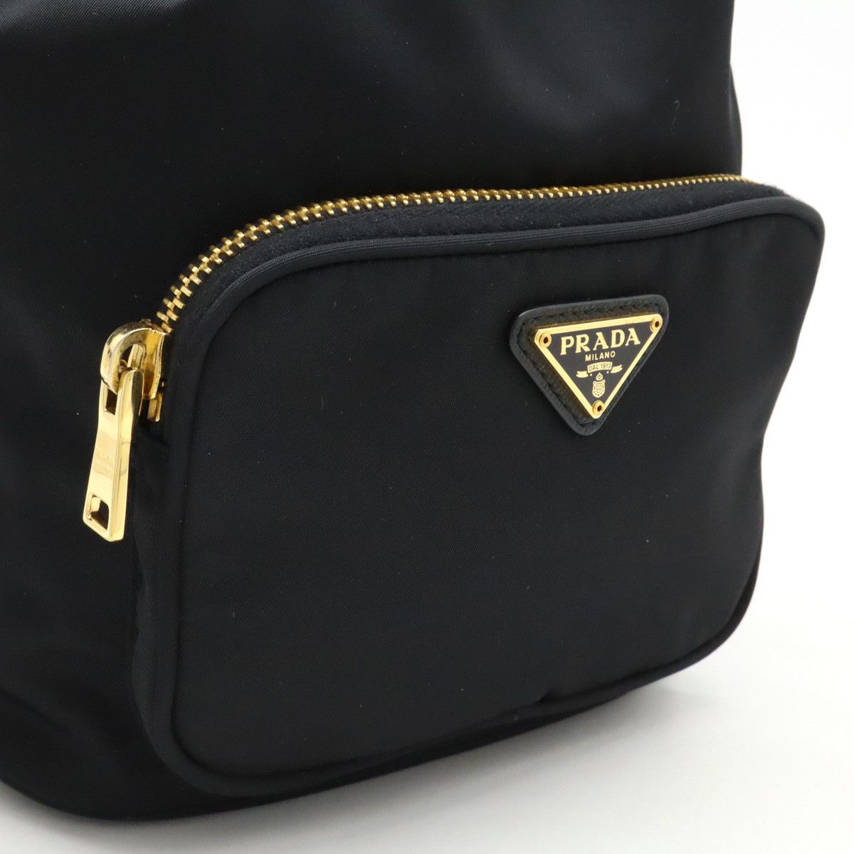 Prada Prada Prada Nylon Leather 2WAY Bucket Handbag 1BH038 Canvas Handbag 1BH038 in Great Condition Size ONE SIZE - 9 Thumbnail