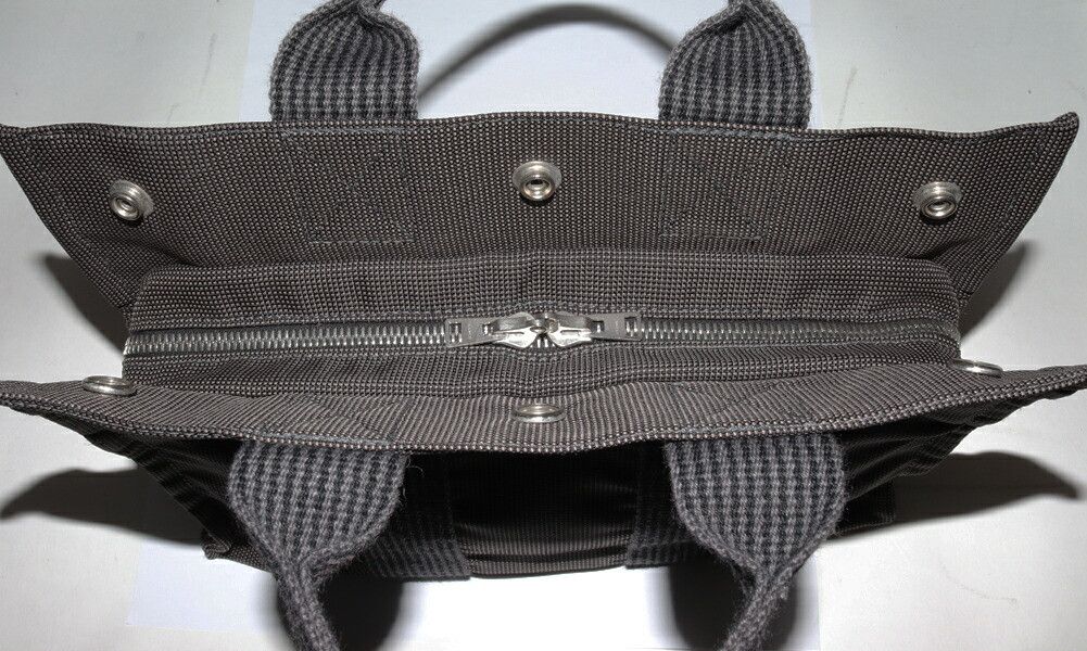 Hermes Hermes Hermes Canvas Herline Tote PM Gray Canvas Tote Bag 2403197 in Great Condition Size ONE SIZE - 4 Thumbnail