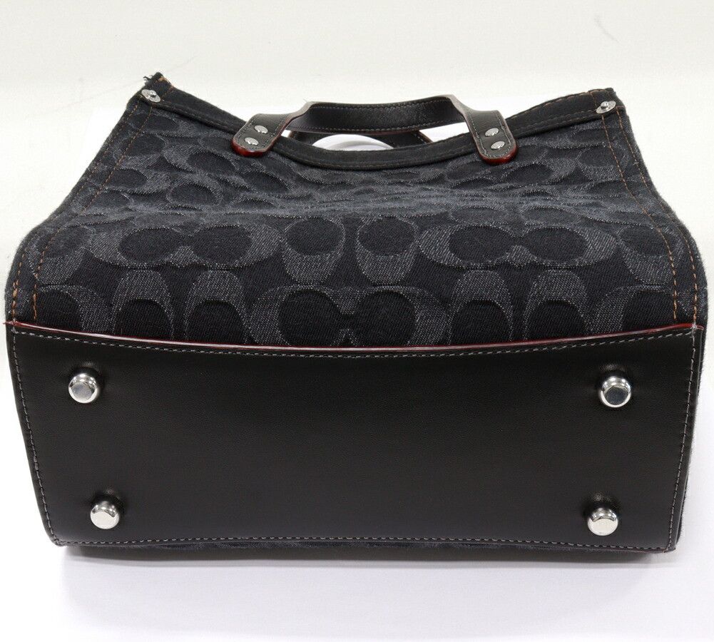 Coach Coach Coach Canvas Tote Bag Black 2WAY CG091 Canvas Tote Bag CG091 in Great Condition Size ONE SIZE - 4 Thumbnail