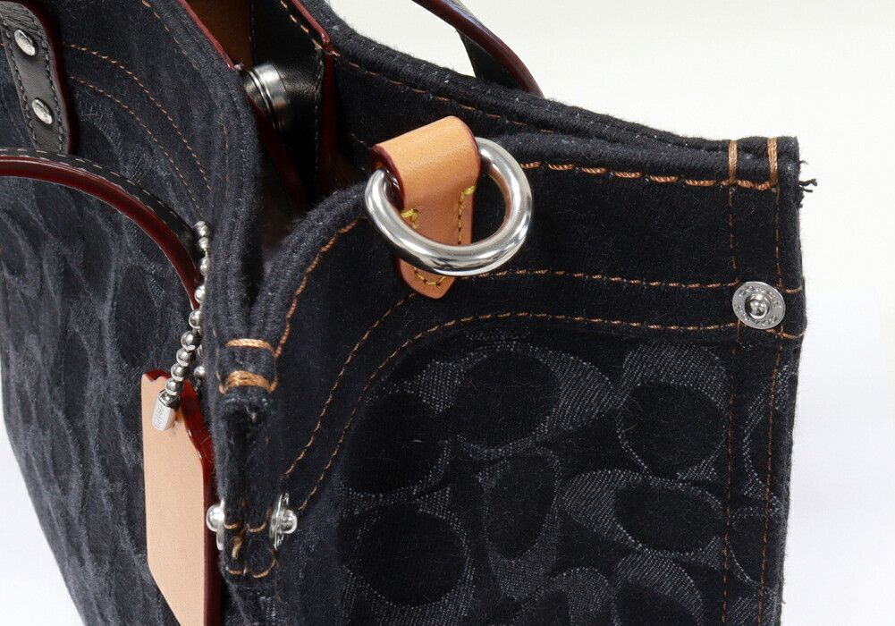 Coach Coach Coach Canvas Tote Bag Black 2WAY CG091 Canvas Tote Bag CG091 in Great Condition Size ONE SIZE - 6 Thumbnail