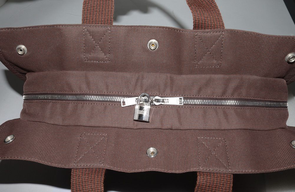 Hermes Hermes Hermes Canvas Tote Bag MM Brown Canvas Tote Bag 2403182 in Great Condition Size ONE SIZE - 4 Thumbnail