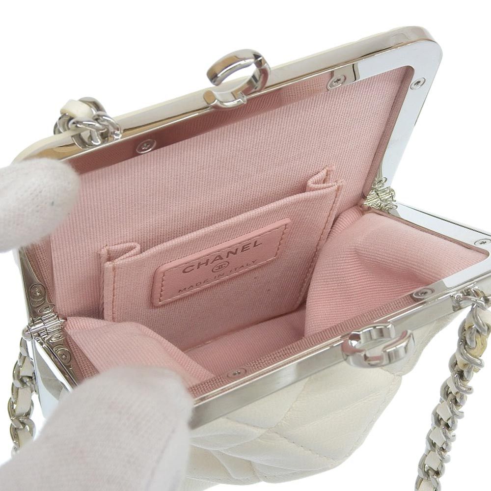 Chanel Chanel Chanel Coco Mark Chain Clutch Shoulder Bag White Leather Clutch Bag AP2496 in Excellent Condition Size ONE SIZE - 3 Thumbnail
