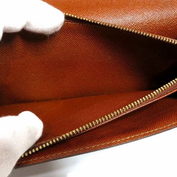 Louis Vuitton Louis Vuitton Louis Vuitton Monogram Long Wallet M617265 Canvas Long Wallet M617265 in Great Condition Size ONE SIZE - 5 Thumbnail