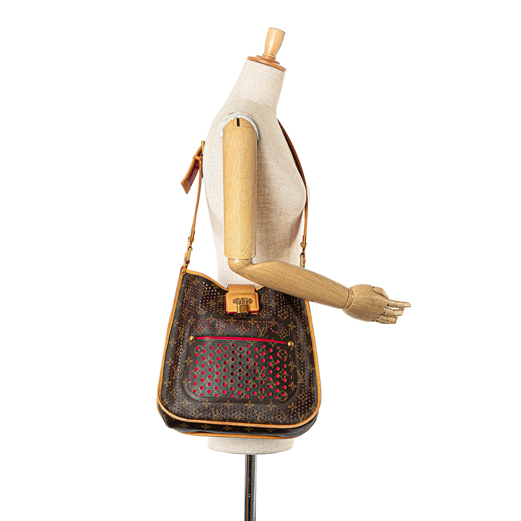 Louis Vuitton Louis Vuitton Monogram Musette Perforated Size ONE SIZE - 9 Thumbnail