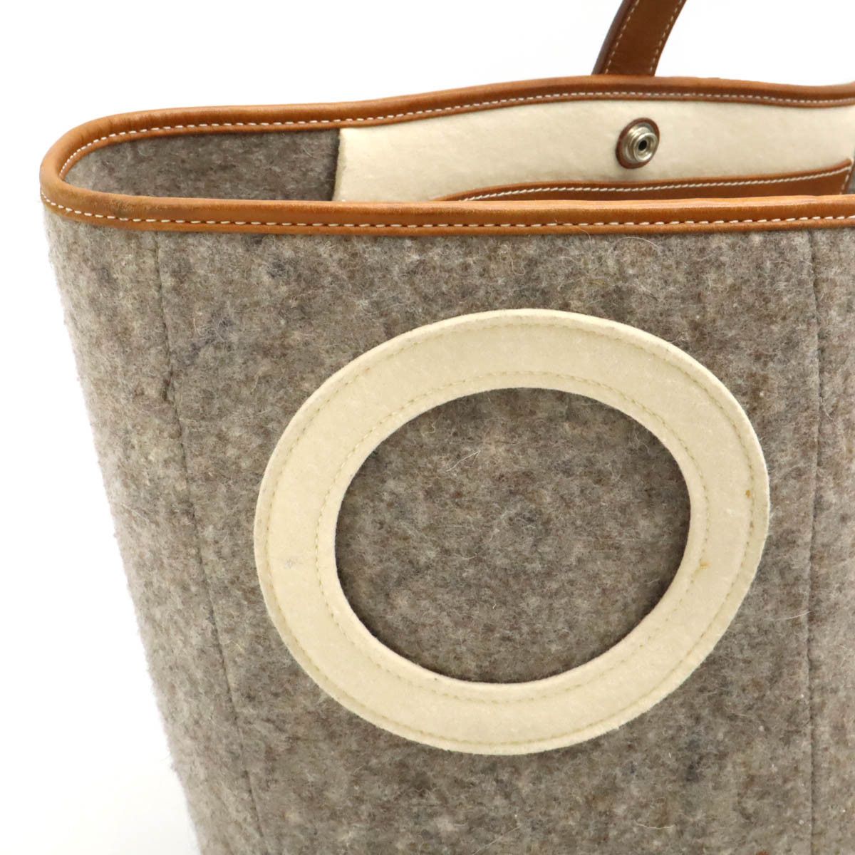 Hermes Hermes Hermes Felt Leather Sac Camail MM Shoulder Bag Canvas Shoulder Bag in Very Good Condition Size ONE SIZE - 8 Thumbnail