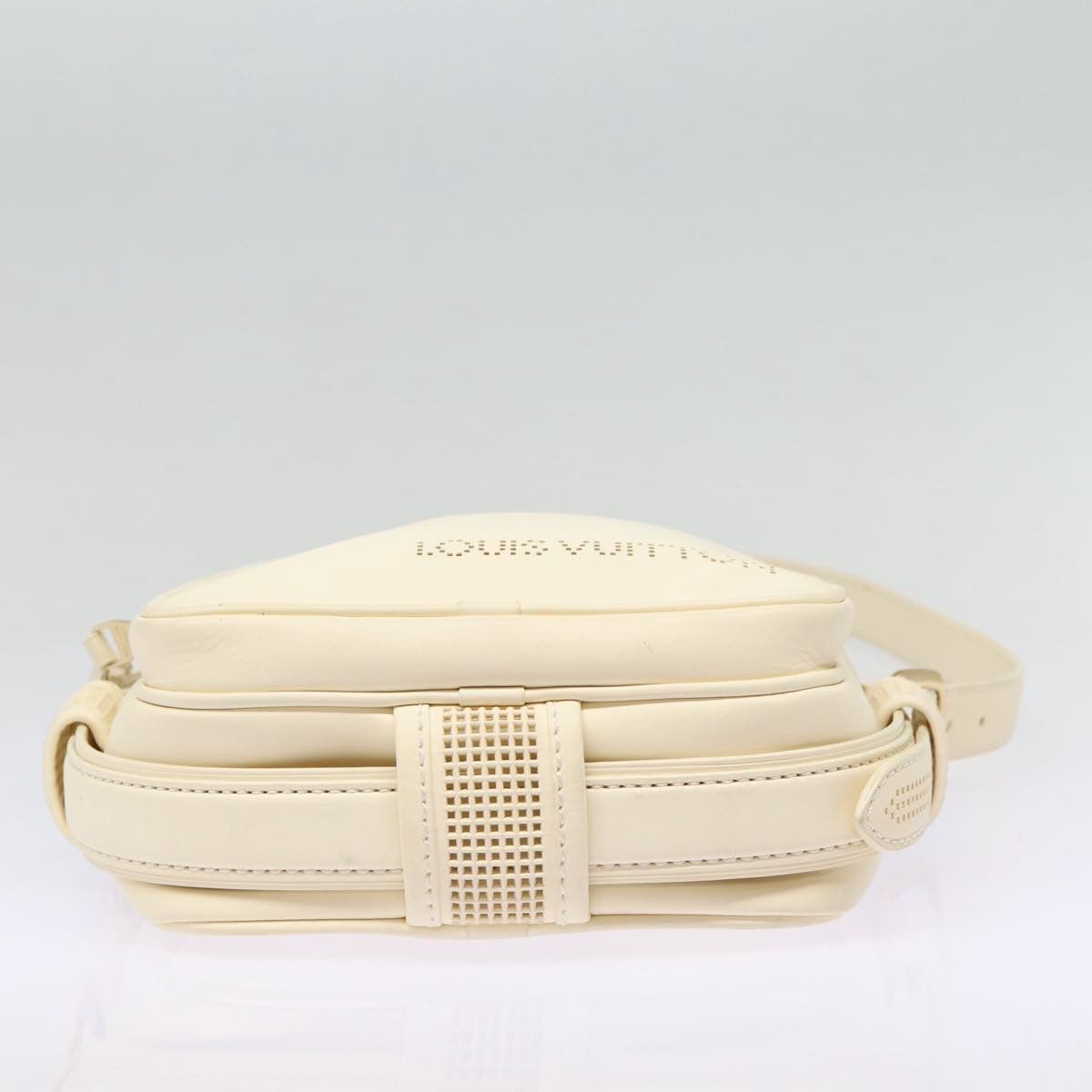 Louis Vuitton Bequia White Leather Shoulder Bag (Pre-Owned) Size ONE SIZE - 3 Thumbnail