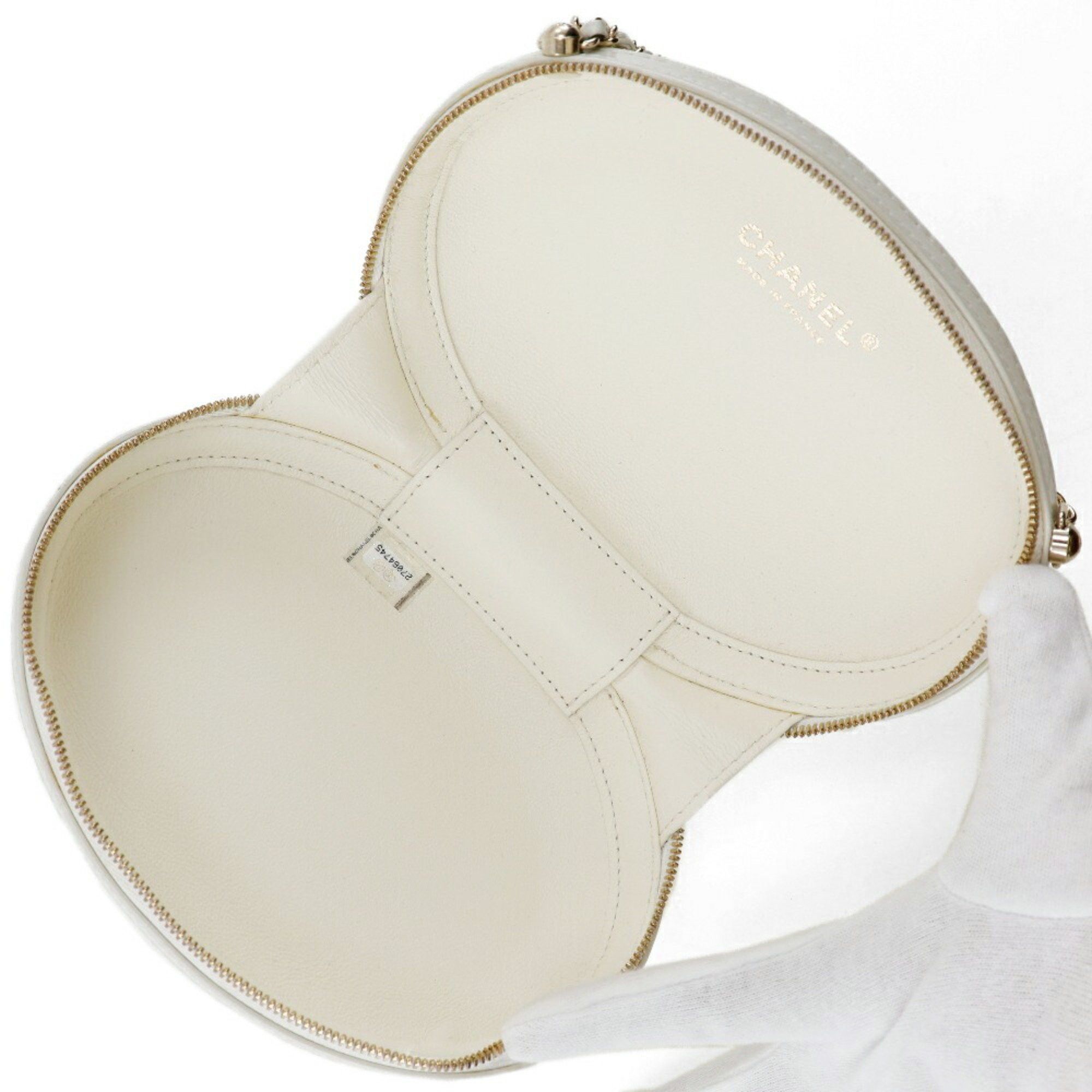 Chanel Chanel Chain Shoulder Bag La Pausa Calfskin White Double ChainShoulder Women's Size ONE SIZE - 5 Thumbnail