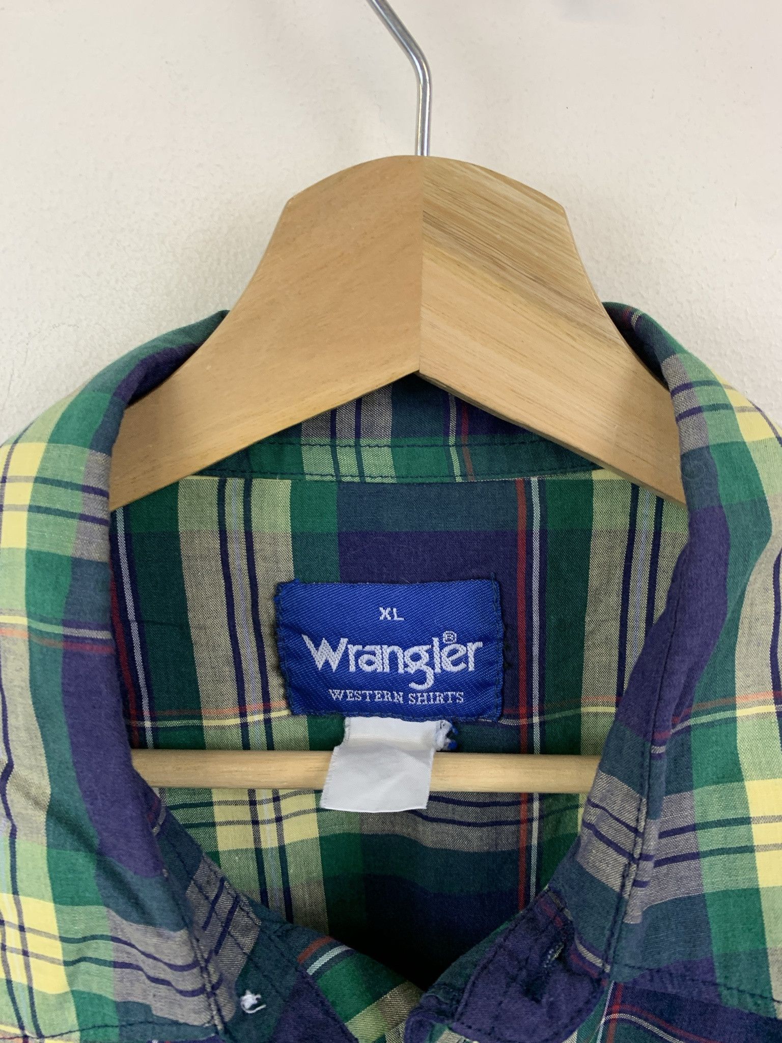 Vintage × Wrangler Vintage Wrangler Navy Check Western Pearl Snap Button Down Shirt Size XL Size US XL / EU 56 / 4 - 2 Thumbnail