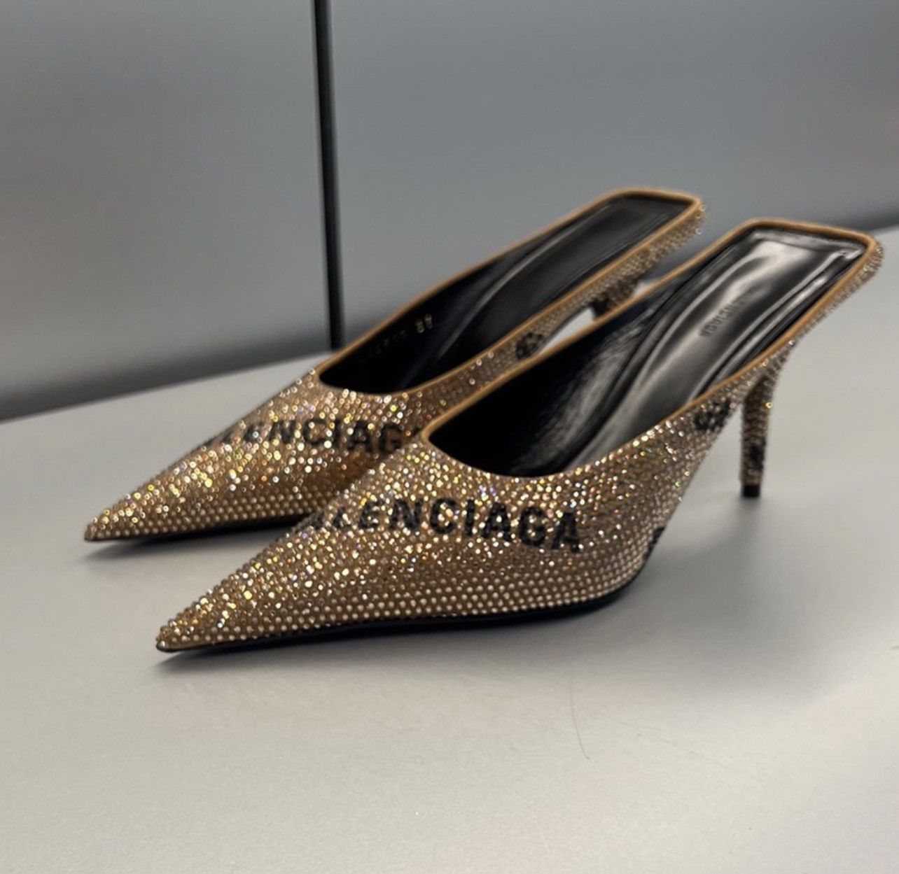 Balenciaga Balenciaga Crystal Sharp Toe Mules Size US 10 / IT 40 - 2 Thumbnail