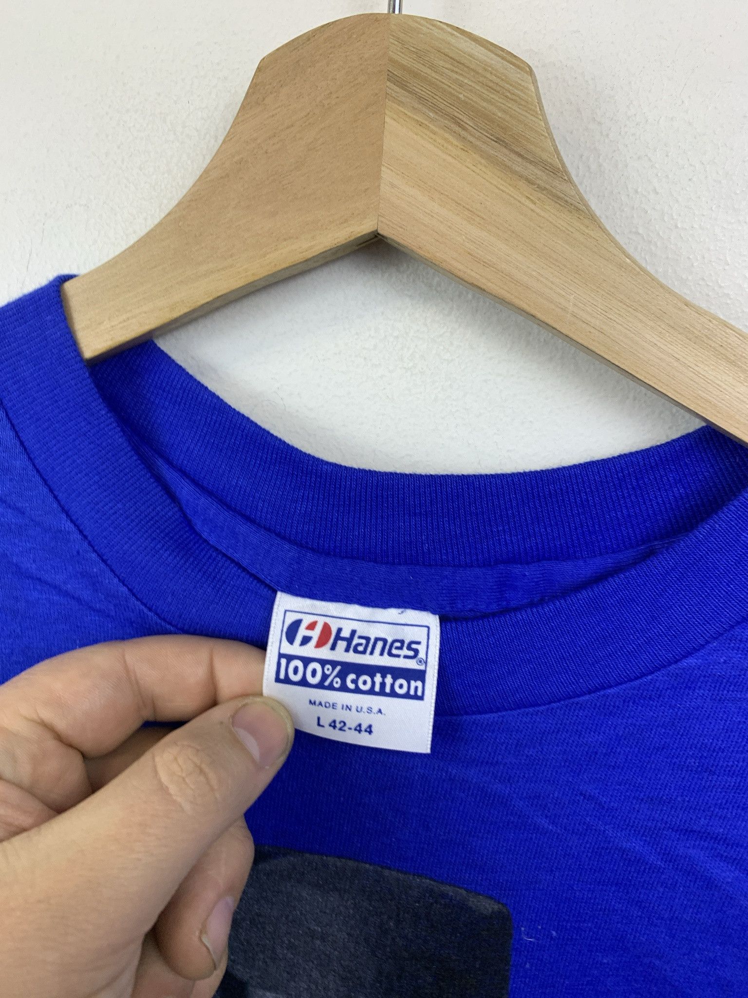 Other Vintage 1980s Elton John Breaking Hearts Tour 1984 Blue Single Stitch Tee Size L Size US L / EU 52-54 / 3 - 2 Thumbnail