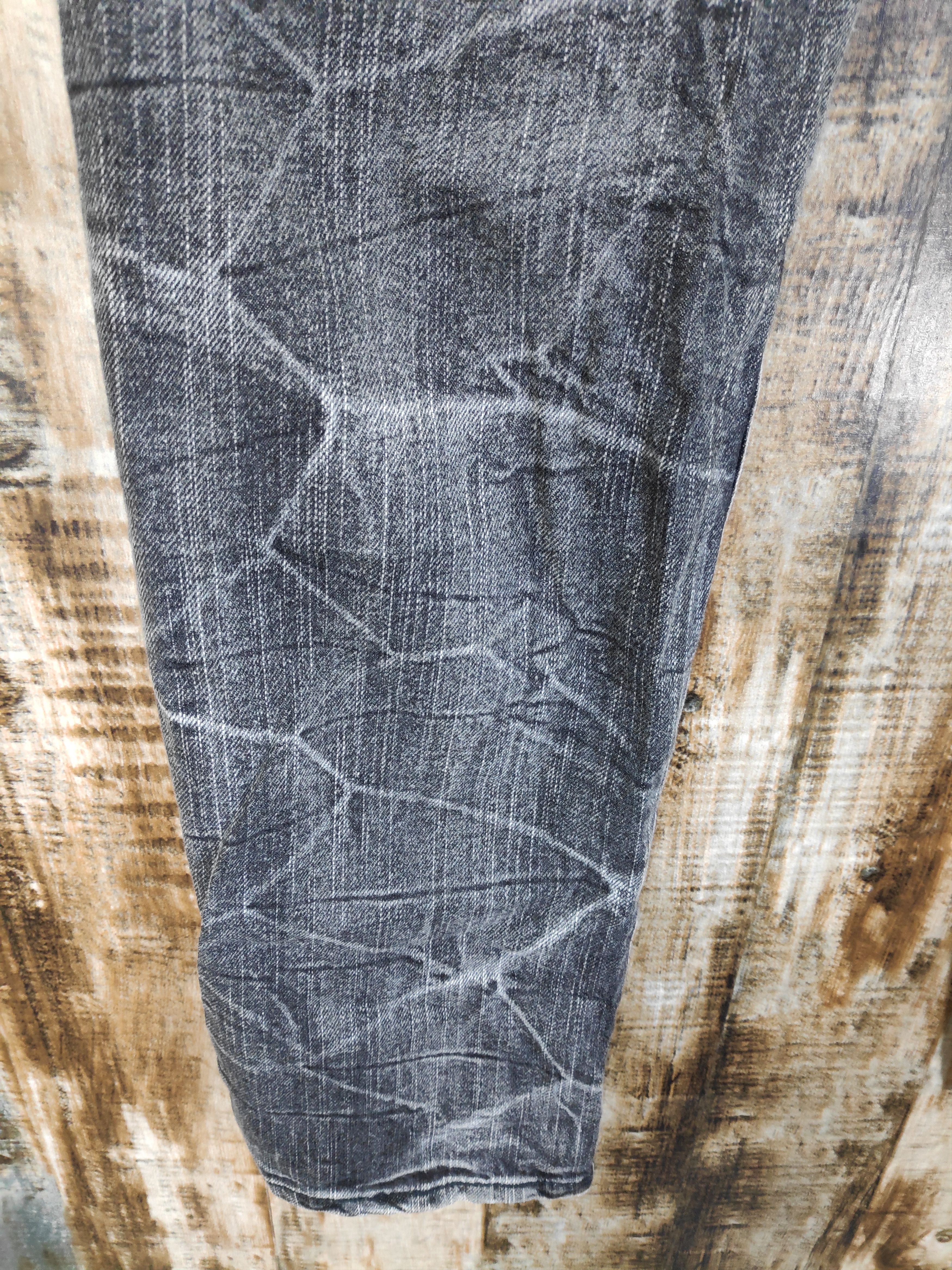 If Six Was Nine × Le Grande Bleu (L.G.B.) Vintage Standard Ripped Rockers Faded Black studded 32 Size US 32 / EU 48 - 16 Thumbnail