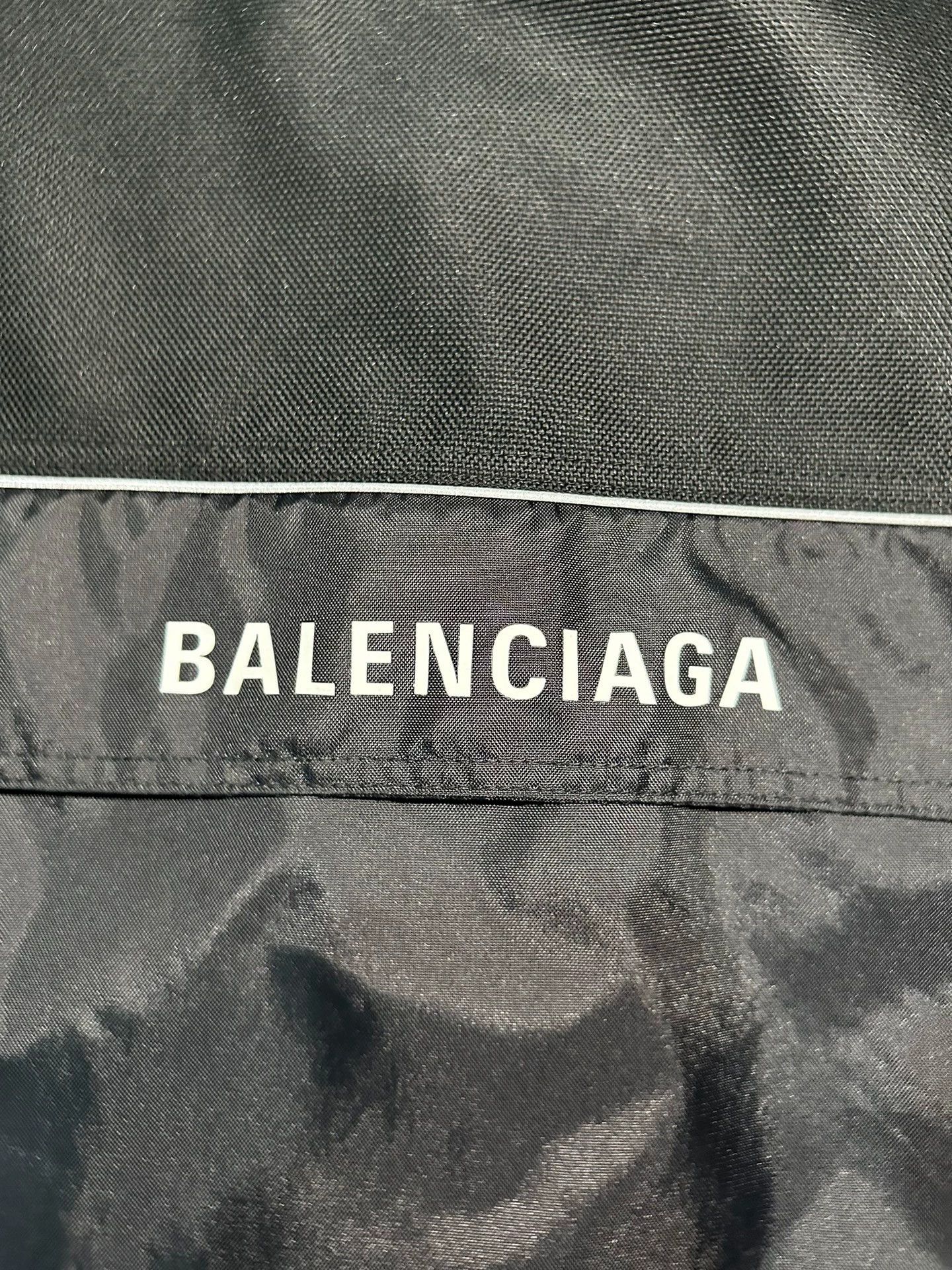 Balenciaga Balenciaga ski suit -DMC Size US M / EU 48-50 / 2 - 5 Thumbnail