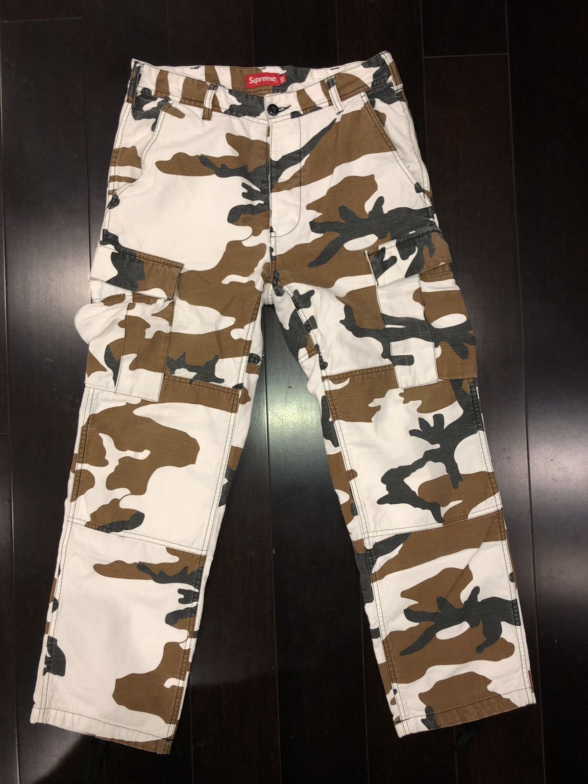 Supreme desert camo pants hotsell