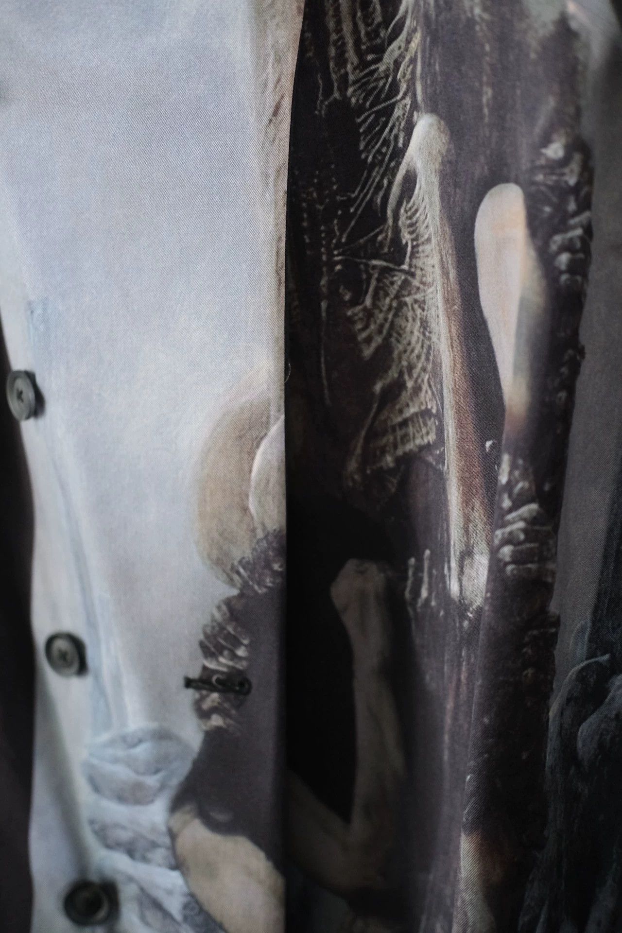 Yohji Yamamoto 22aw Beksinski painted coat - Outerwear