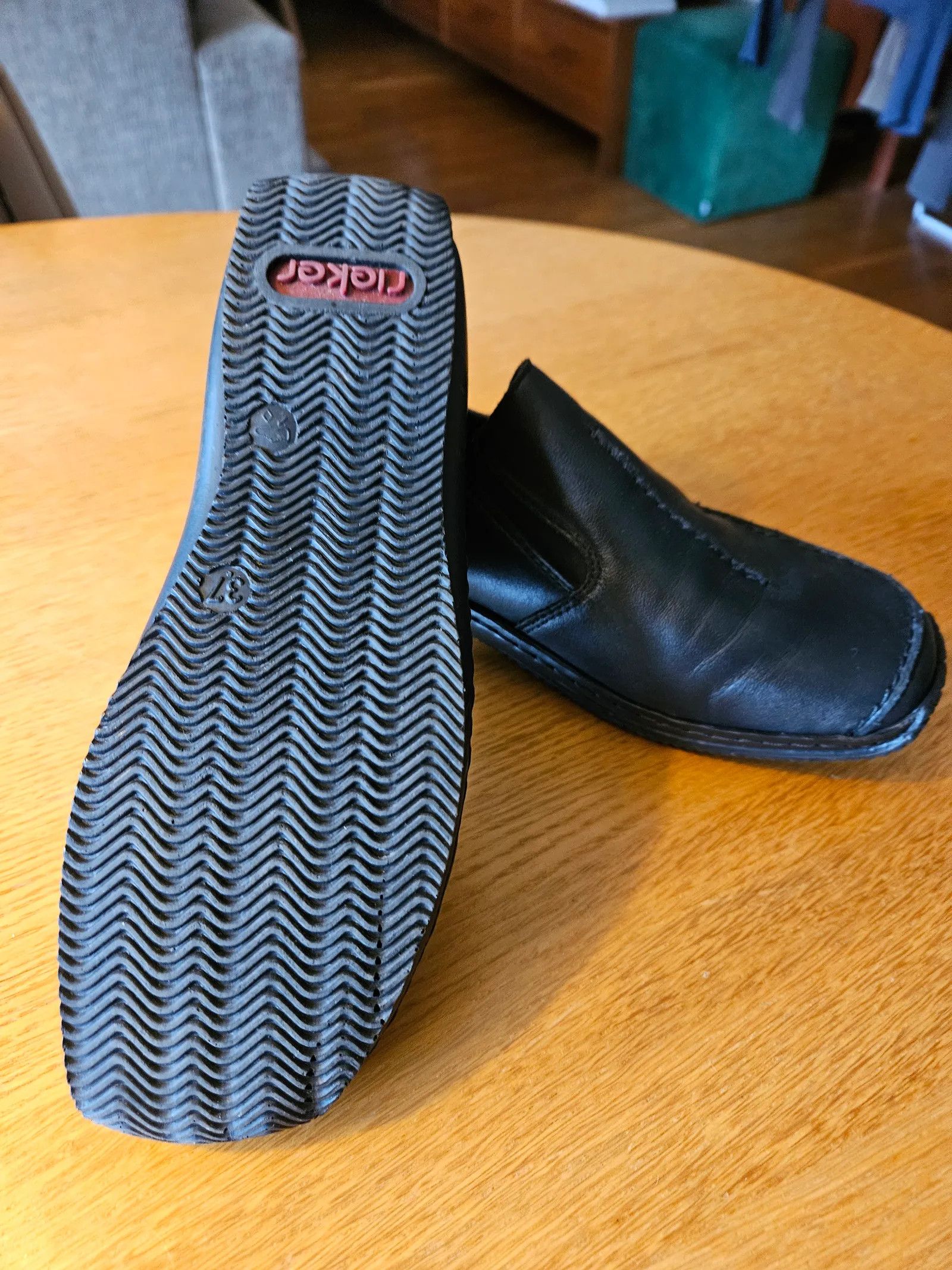 Rieker Rieker Loafers Size US 7 / IT 37 - 2 Thumbnail