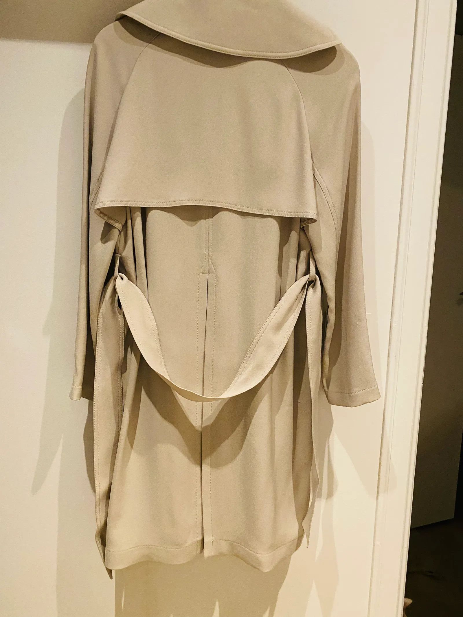 Club Monaco Club Monaco Club Monaco trench coat Trenchcoat Size XS / US 0-2 / IT 36-38 - 4 Thumbnail
