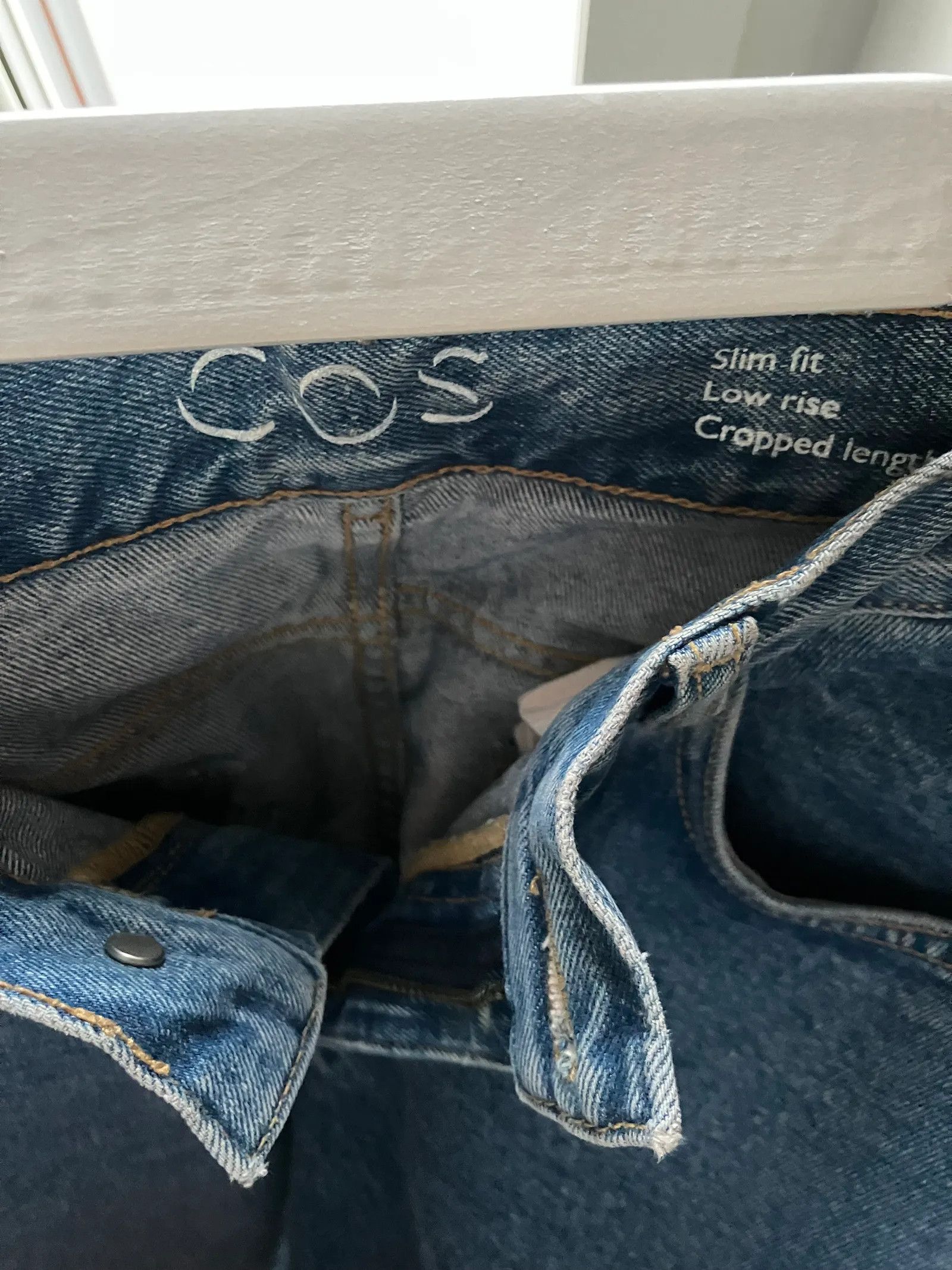 Cos Cos Slim Fit Low rise Cropped length Jeans Size 31" - 2 Thumbnail