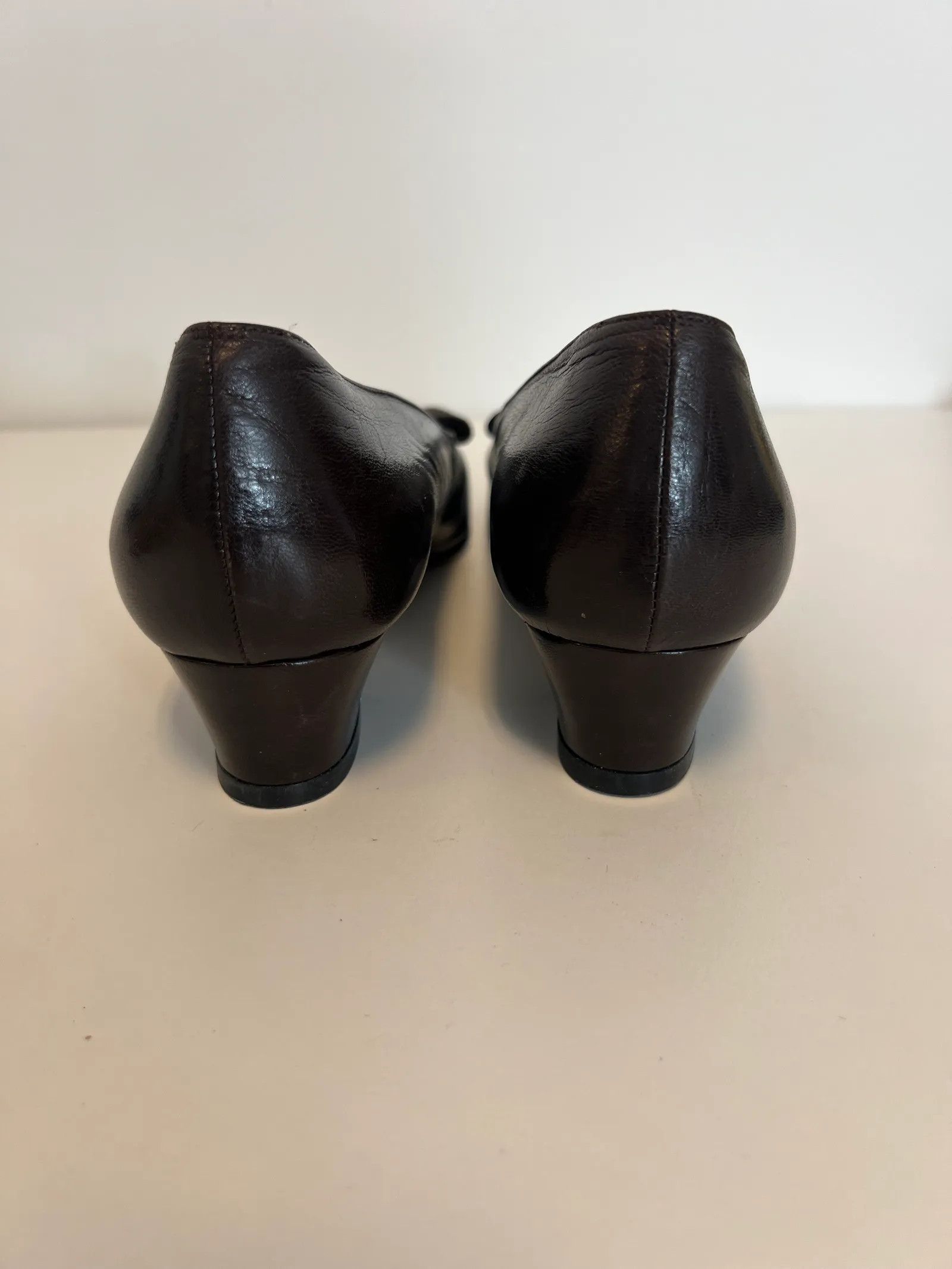 Bruno Magli Bruno Magli Heels Size US 9 / IT 39 - 2 Thumbnail