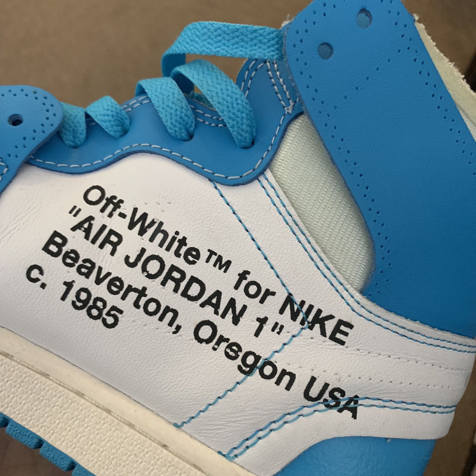 Nike × Off-White Nike x Off-White Jordan 1 Retro UNC Size US 10.5 / EU 43-44 - 8 Thumbnail