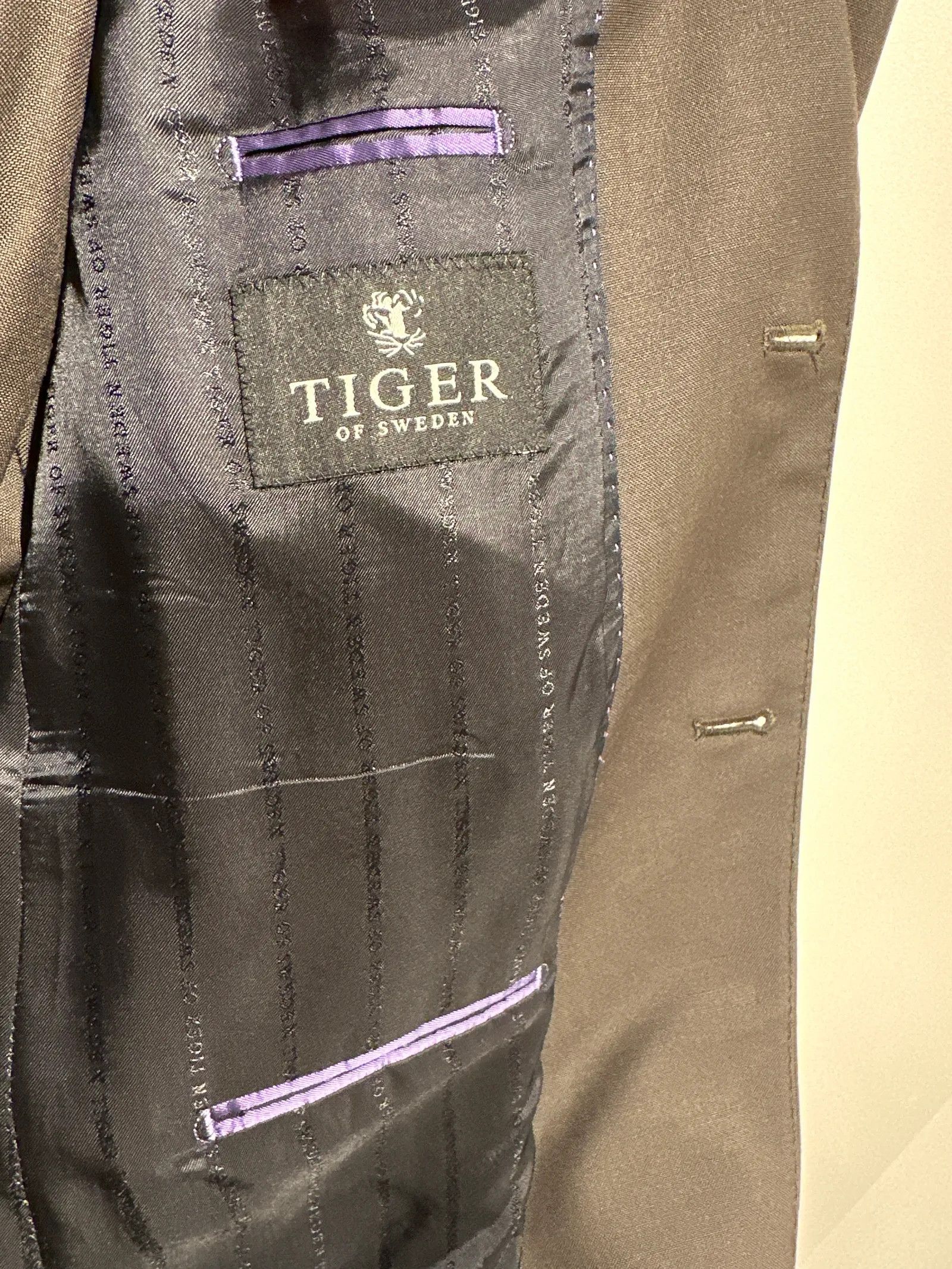 Tiger of Sweden Tiger of Sweden Jarvis BK Suit Size 42R - 2 Thumbnail