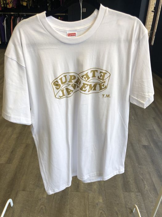 Supreme store infinity tee