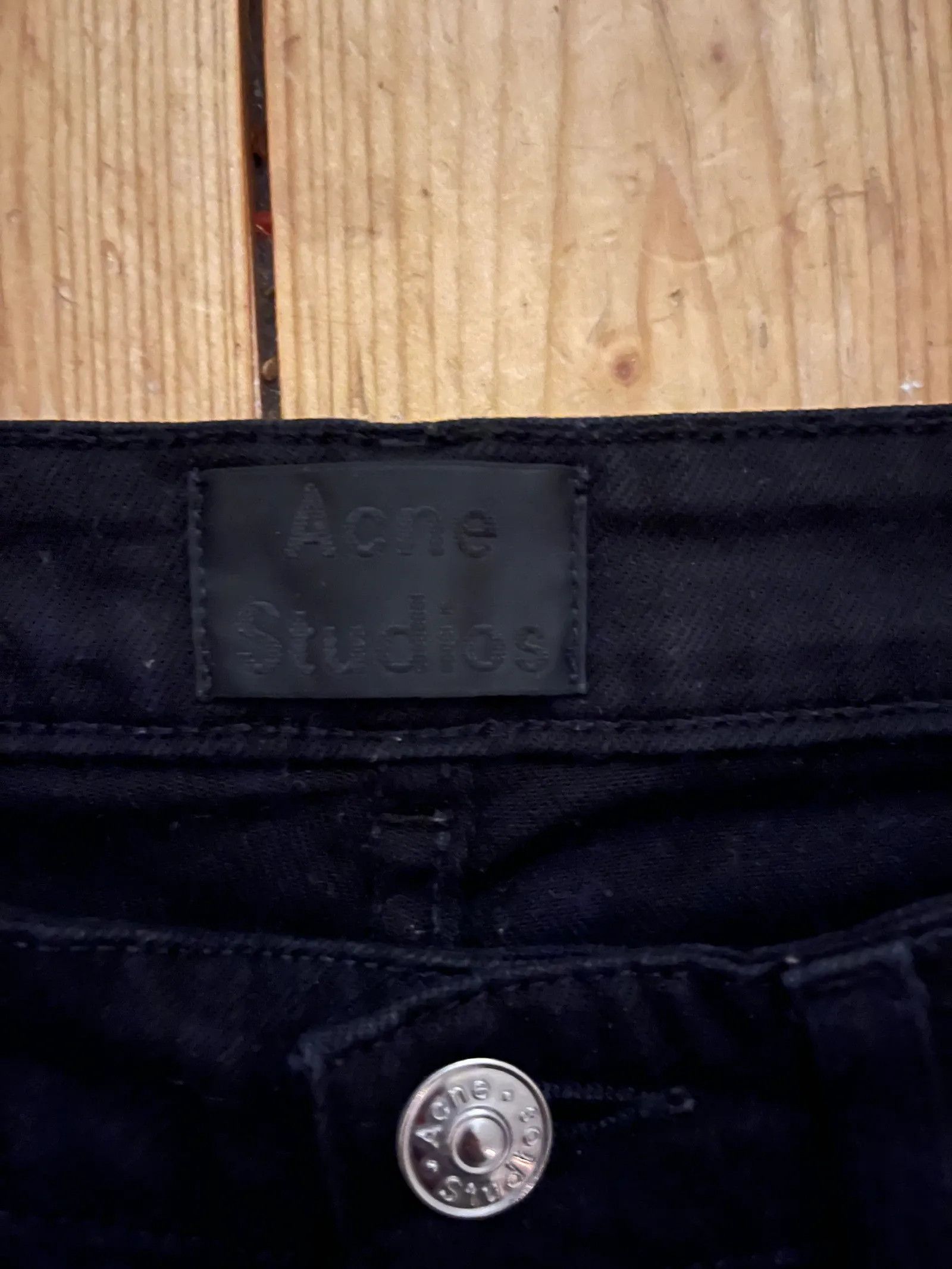 Acne Studios Acne Studios Acne Row Black Velvet Jeans Size 25" / US 0 / IT 36 - 2 Thumbnail