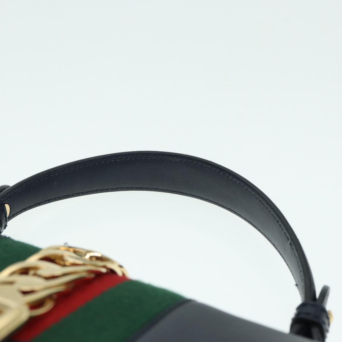 Gucci Sylvie Black Leather Handbag (Pre-Owned) Size ONE SIZE - 4 Thumbnail
