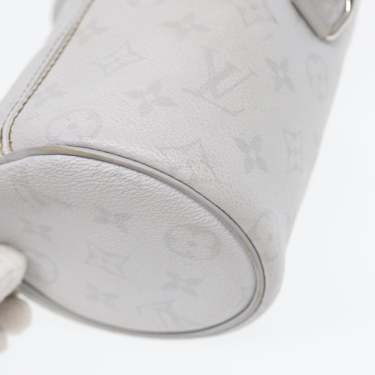 Louis Vuitton Chalk Nano White Leather Shoulder Bag (Pre-Owned) Size ONE SIZE - 15 Thumbnail