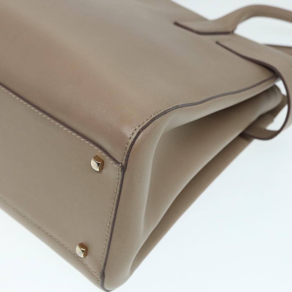 Salvatore Ferragamo Gancini Beige Leather Shoulder Bag (Pre-Owned) Size ONE SIZE - 13 Thumbnail