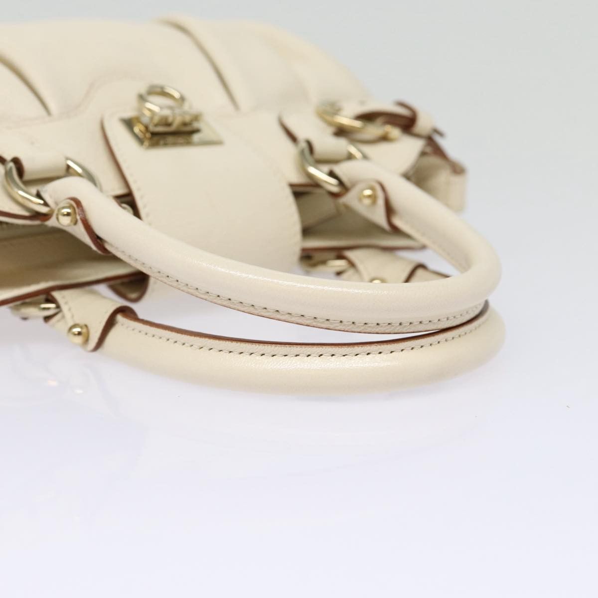 Salvatore Ferragamo Marisa White Leather Handbag (Pre-Owned) Size ONE SIZE - 12 Thumbnail
