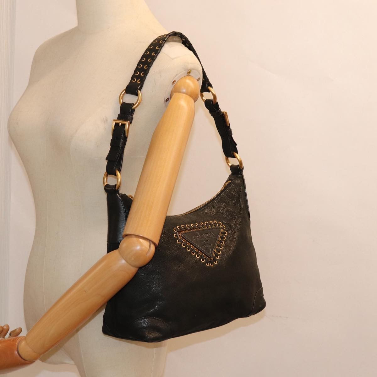 Prada Black Leather Shoulder Bag (Pre-Owned) Size ONE SIZE - 7 Thumbnail