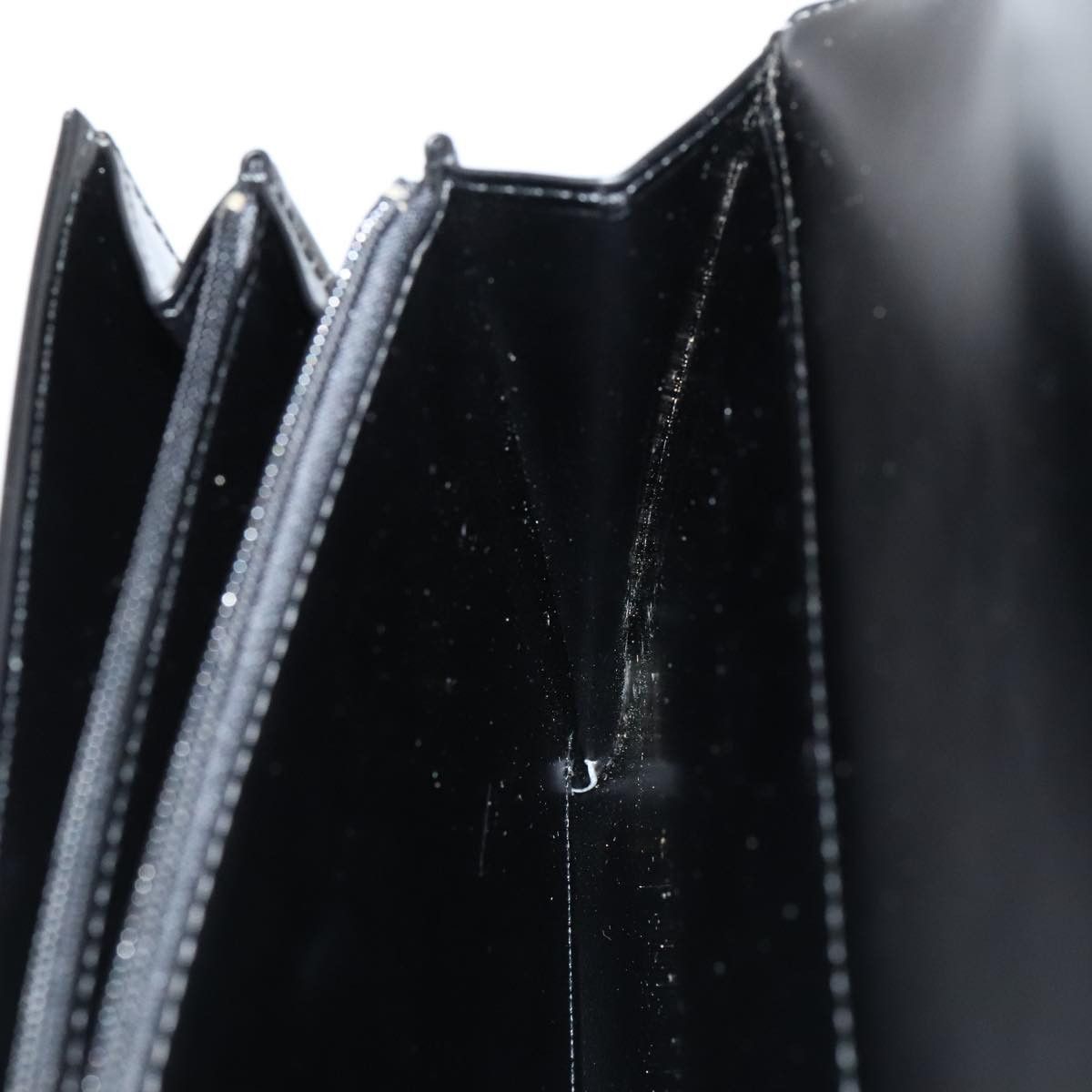 Louis Vuitton Aegean Black Leather Clutch Bag (Pre-Owned) Size ONE SIZE - 13 Thumbnail
