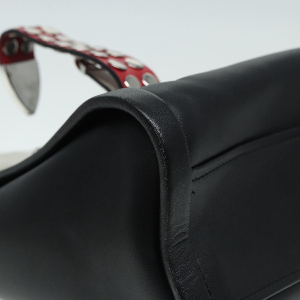 Prada Concept Black Leather Handbag (Pre-Owned) Size ONE SIZE - 14 Thumbnail