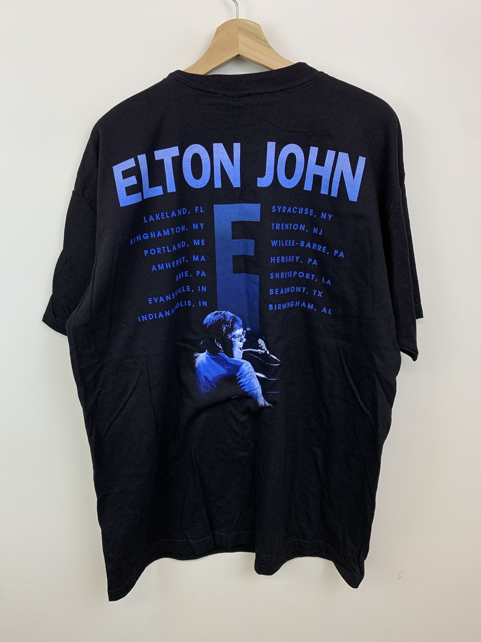 Other Vintage Elton John 1999 USA Tour Tee Size XL Size US XL / EU 56 / 4 - 3 Thumbnail