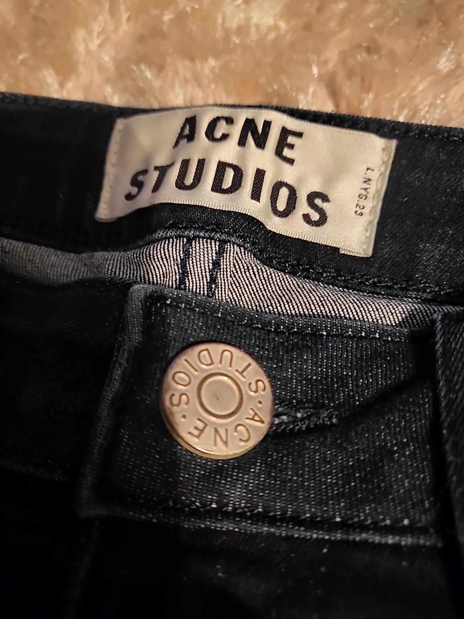 Acne Studios Acne Studios Skin 5 Candy Jeans Size 26" / US 2 / IT 38 - 2 Thumbnail