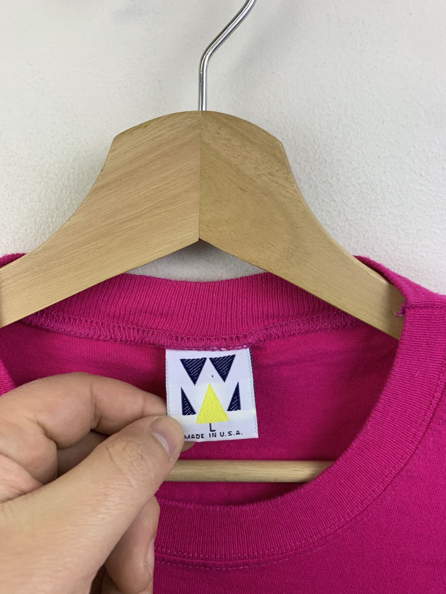 Disney Vintage 1990s Minnie Mouse Pink Tee Minnie Mickey Mouse Tee Size L Size US L / EU 52-54 / 3 - 2 Thumbnail
