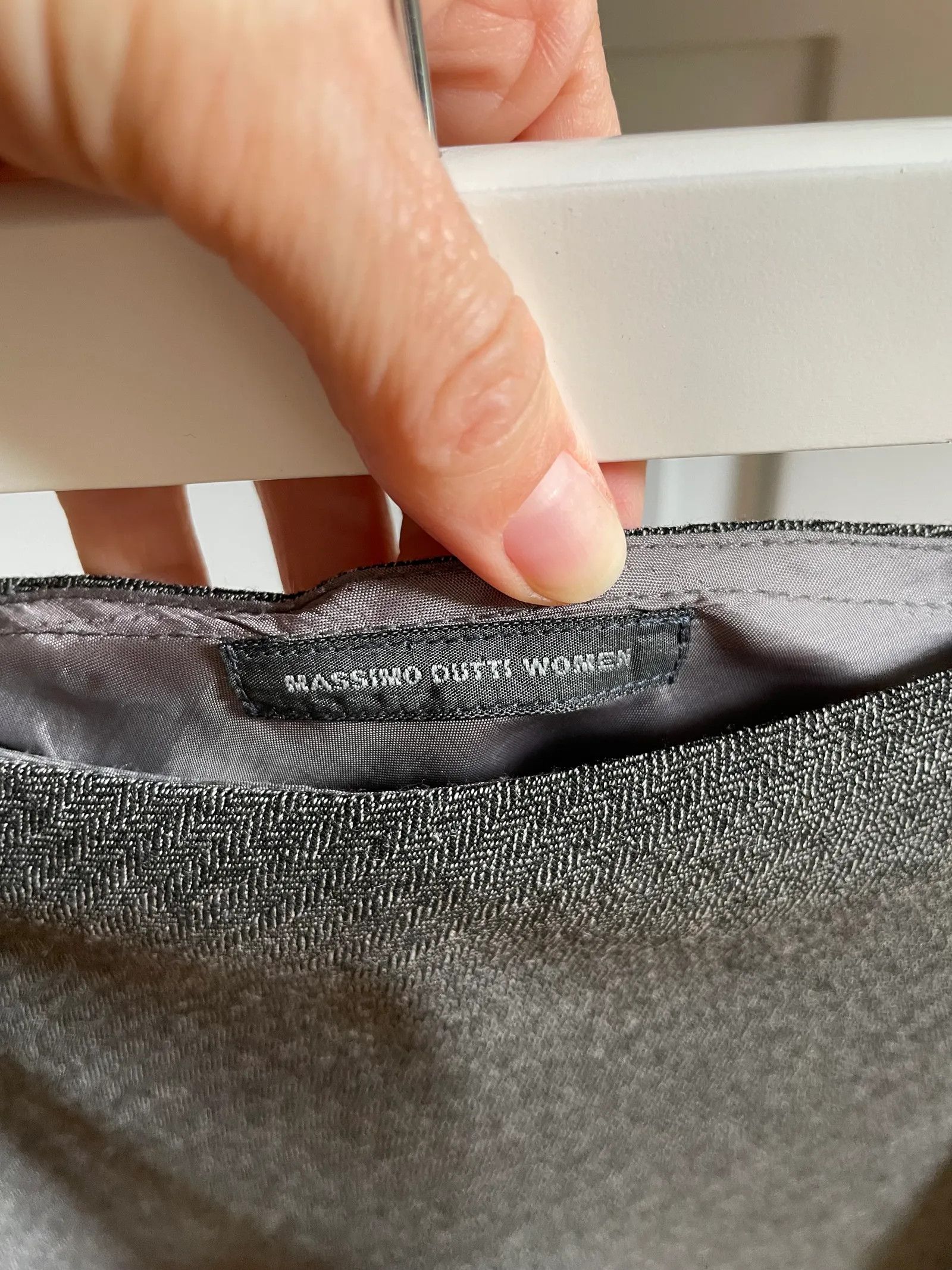 Massimo Dutti Massimo Dutti Skirt Size 26" / US 2 / IT 38 - 2 Thumbnail