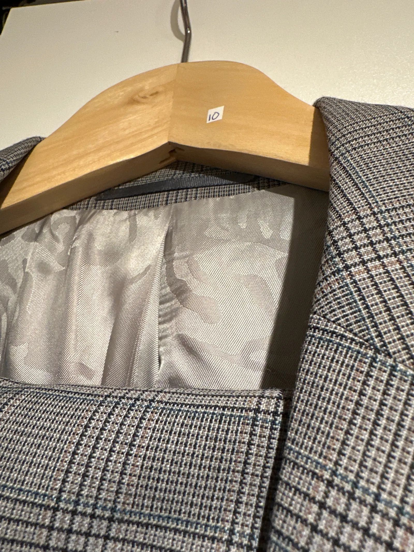 Tiger of Sweden Tiger of Sweden Suit Size 42R - 5 Thumbnail