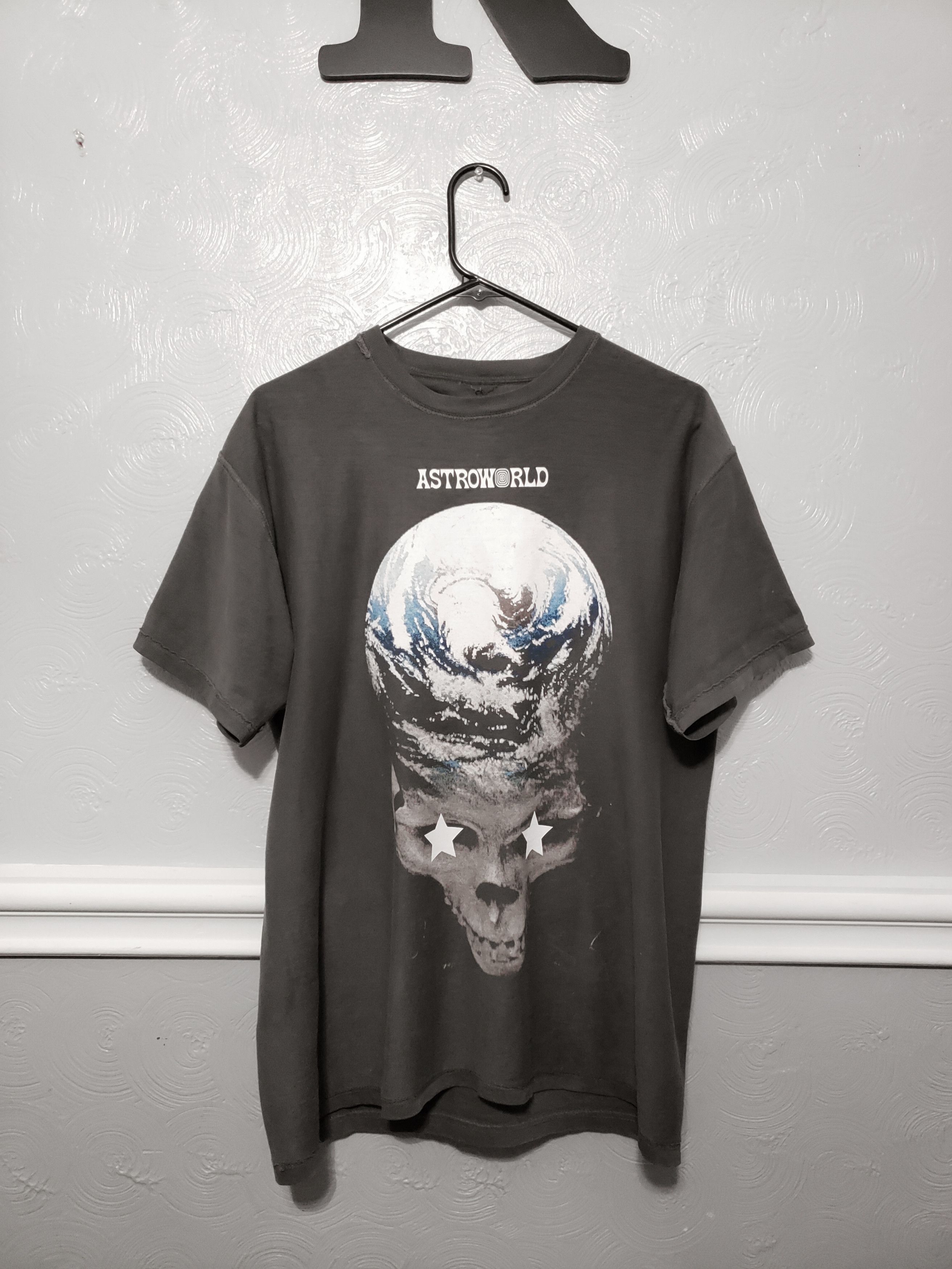 Travis Scott Astro world reversible newest t-shirt