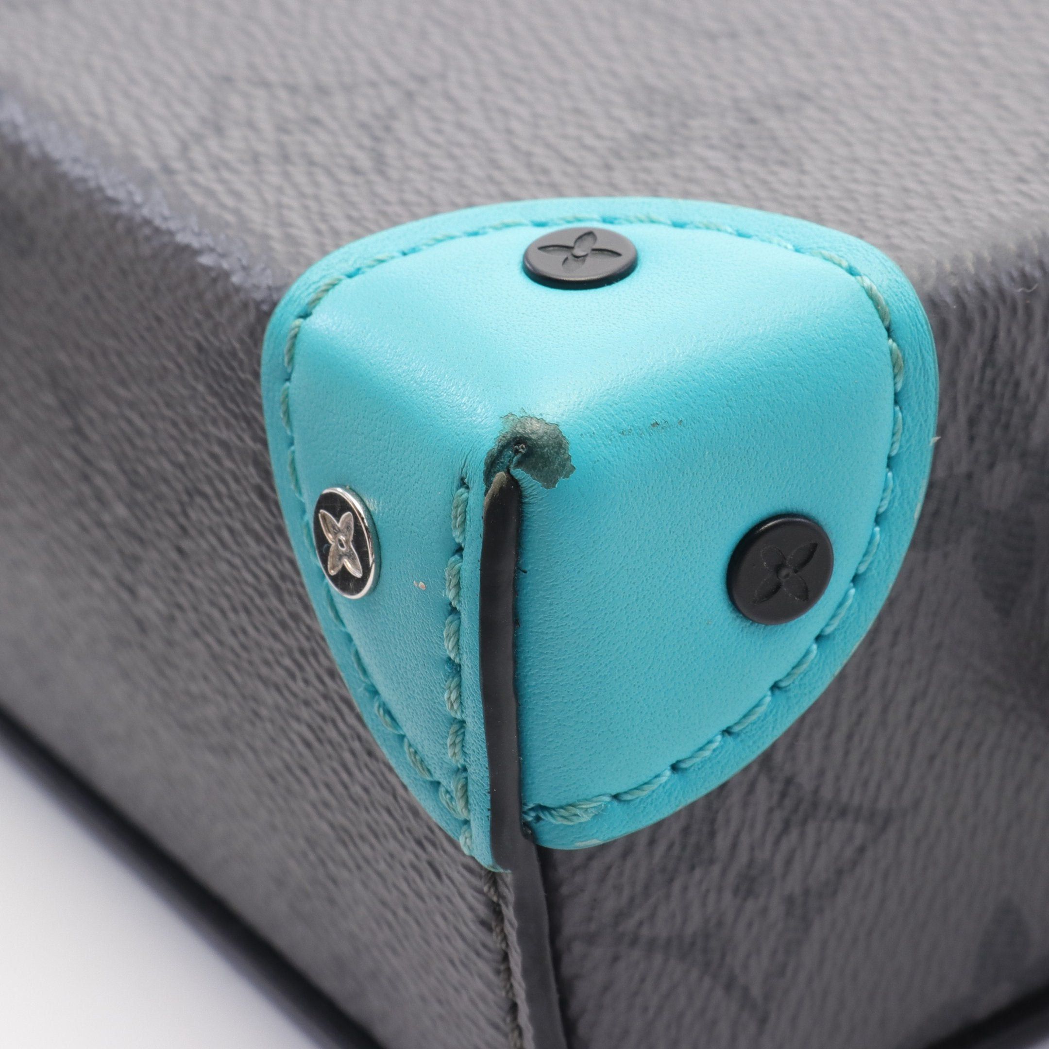 Louis Vuitton Louis Vuitton Steamer Wearable Wallet Monogram Eclipse Reverse Shoulder Leather Gray Turquoise Blue Size ONE SIZE - 6 Thumbnail