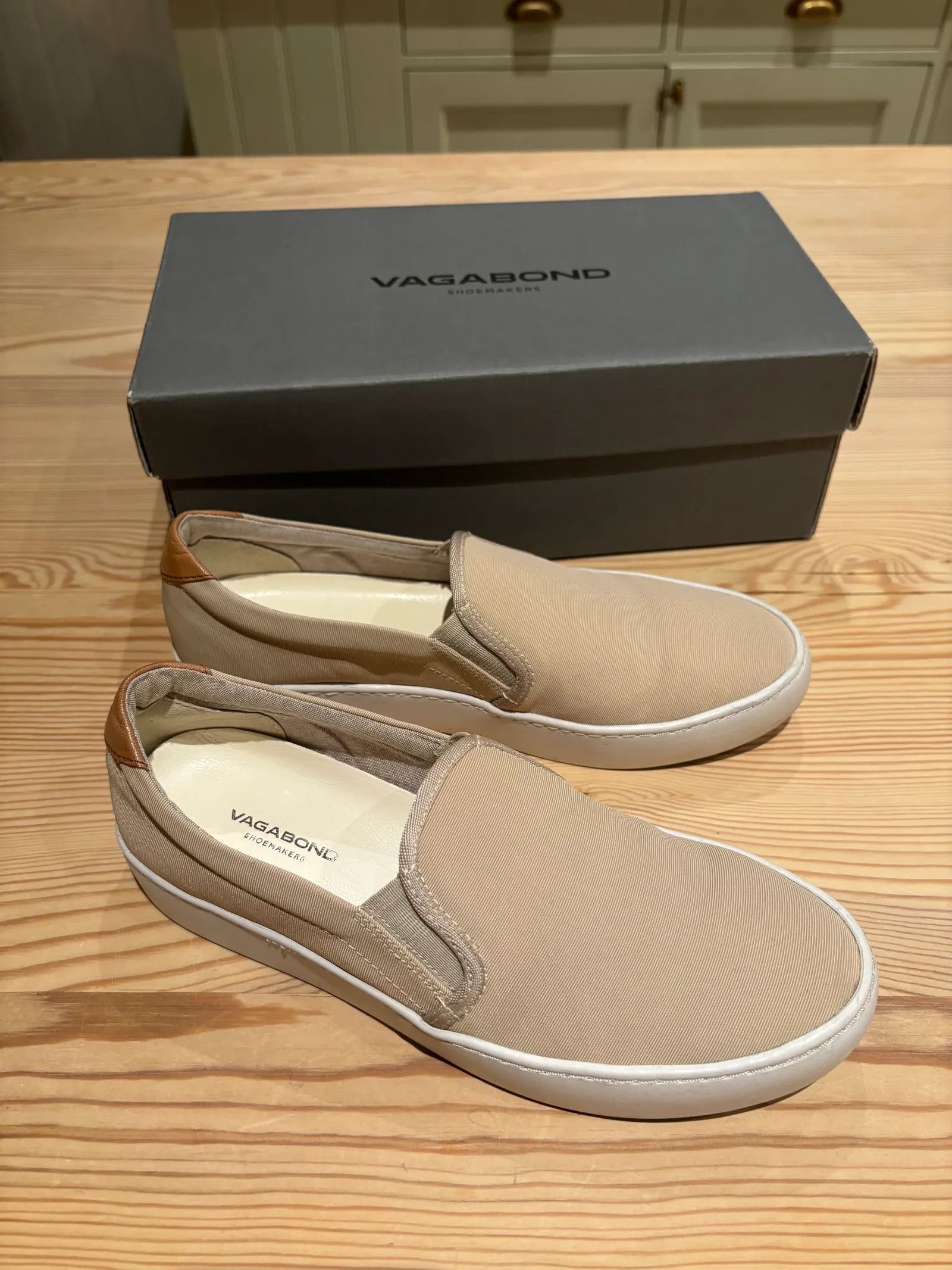 Vagabond Vagabond Zoe Almond Sneakers Size US 7 / IT 37 - 2 Thumbnail