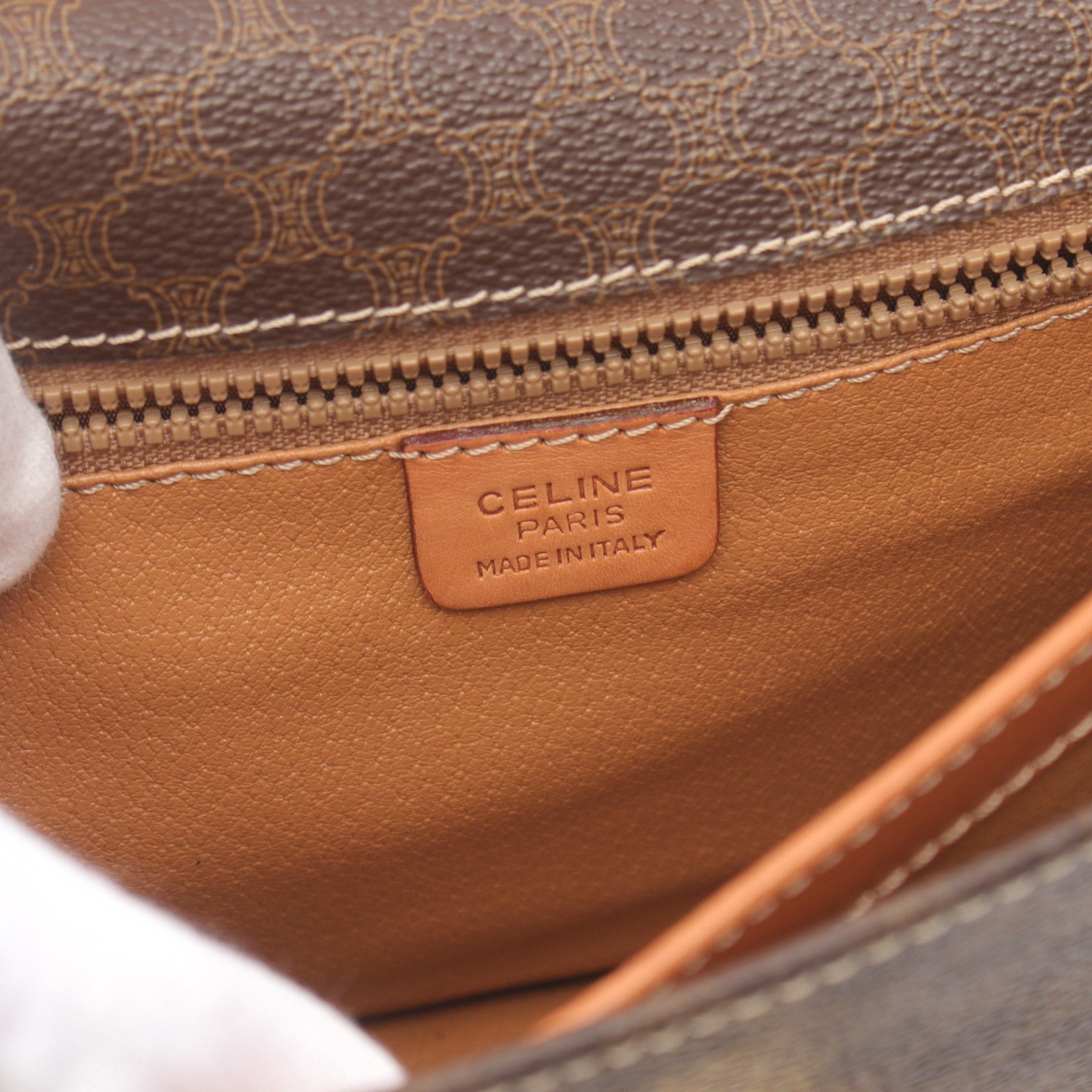 Celine Celine Macadam Shoulder Bag Leather Dark Brown Size ONE SIZE - 4 Thumbnail