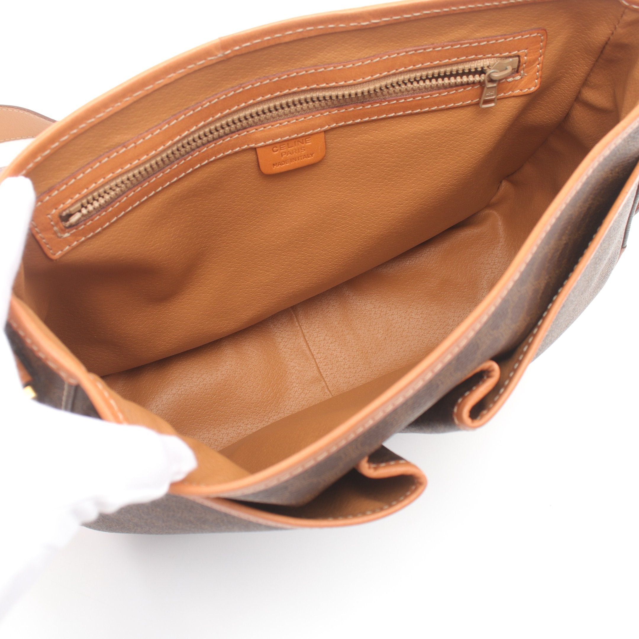 Celine Celine Macadam Shoulder Bag Leather Dark Brown Size ONE SIZE - 3 Thumbnail