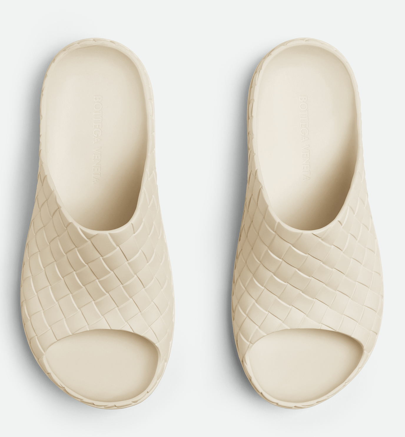 Bottega Veneta $1.1K VALUE Beebee Slide Rubber Sandals in Creme Size US 7 / EU 40 - 3 Thumbnail