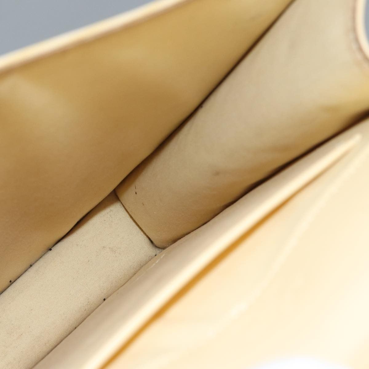 Louis Vuitton Ramatuelle Beige Leather Shoulder Bag (Pre-Owned) Size ONE SIZE - 17 Thumbnail