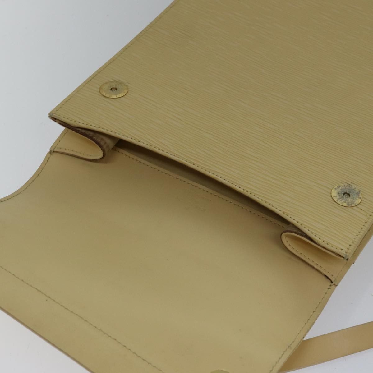 Louis Vuitton Ramatuelle Beige Leather Shoulder Bag (Pre-Owned) Size ONE SIZE - 6 Thumbnail